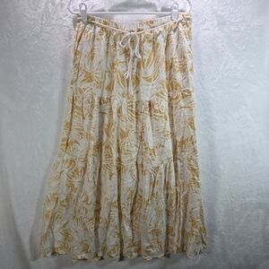 C&C California Cream and Tan Maxi Skirt Size Large